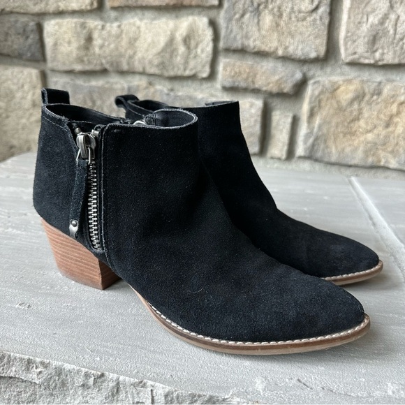 Dolce Black Suede‎ Vita Dual Zipper Booties Size 8.5 - Picture 1 of 6